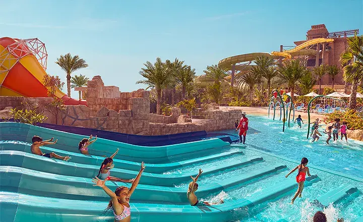 Aquaventure Waterpark in Dubai in Summer