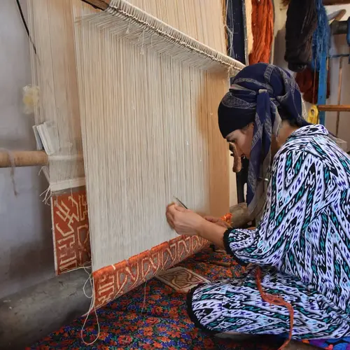 Persian Carpet Weaving Workshops in Kerman