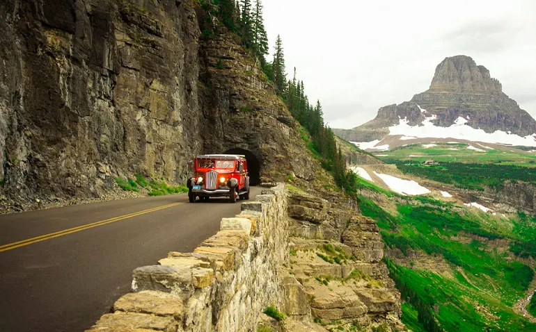 Going-to-the-Sun Road in the US