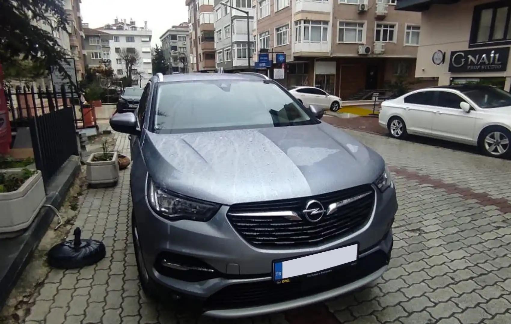 Opel Grandland rental in Istanbul | cheap price ...