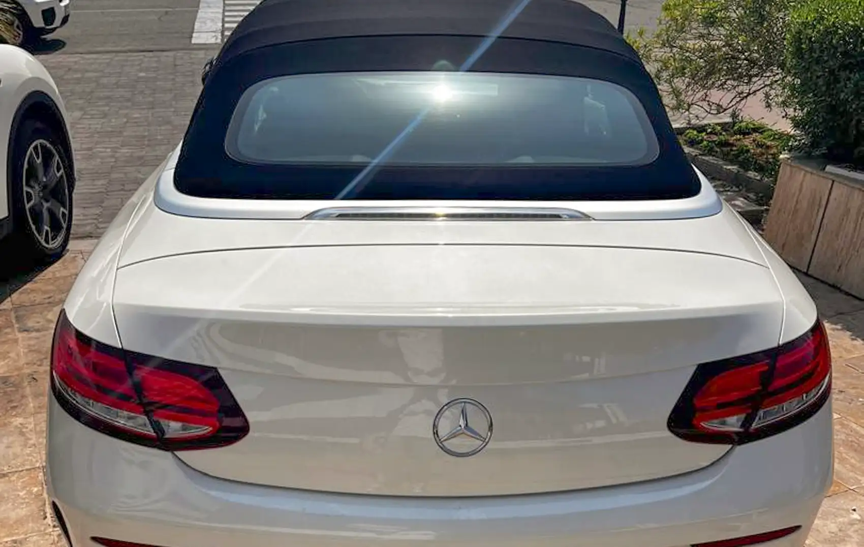 Mercedes-Benz C200 Convertible Rental Kish | Rent C200 Kish ...