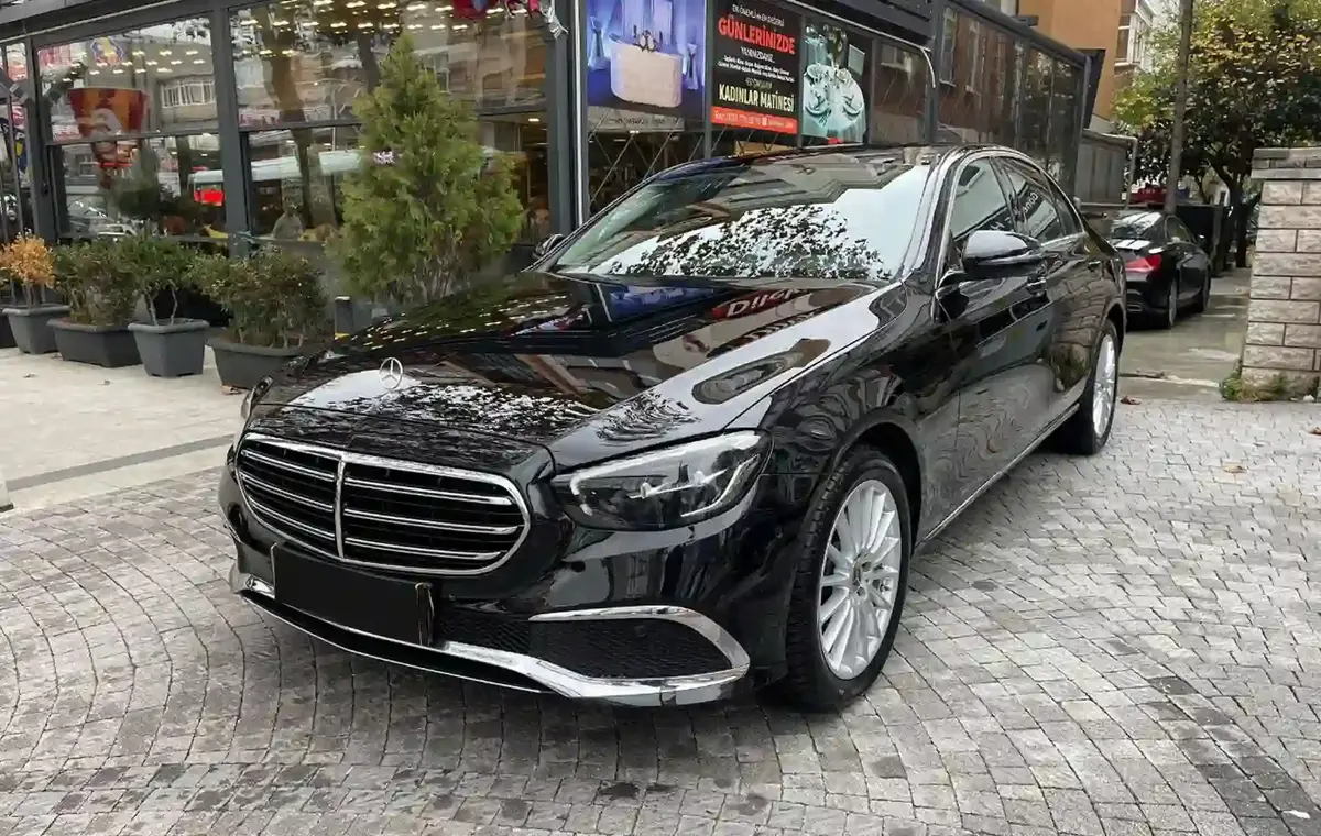 Mercedes Benz E200 car rental in Istanbul, Turkey ...