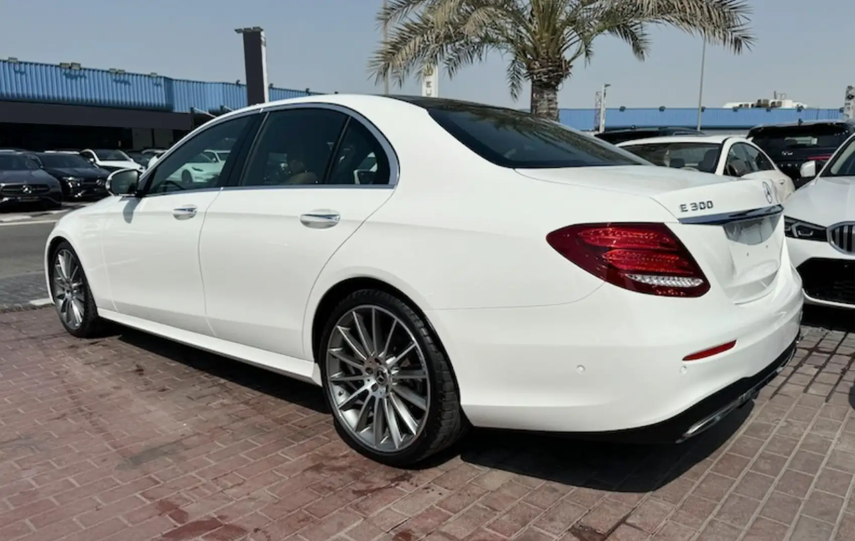 Mercedes-Benz E300 Rental in Kish | Rent a Benz E300 in Kish ...