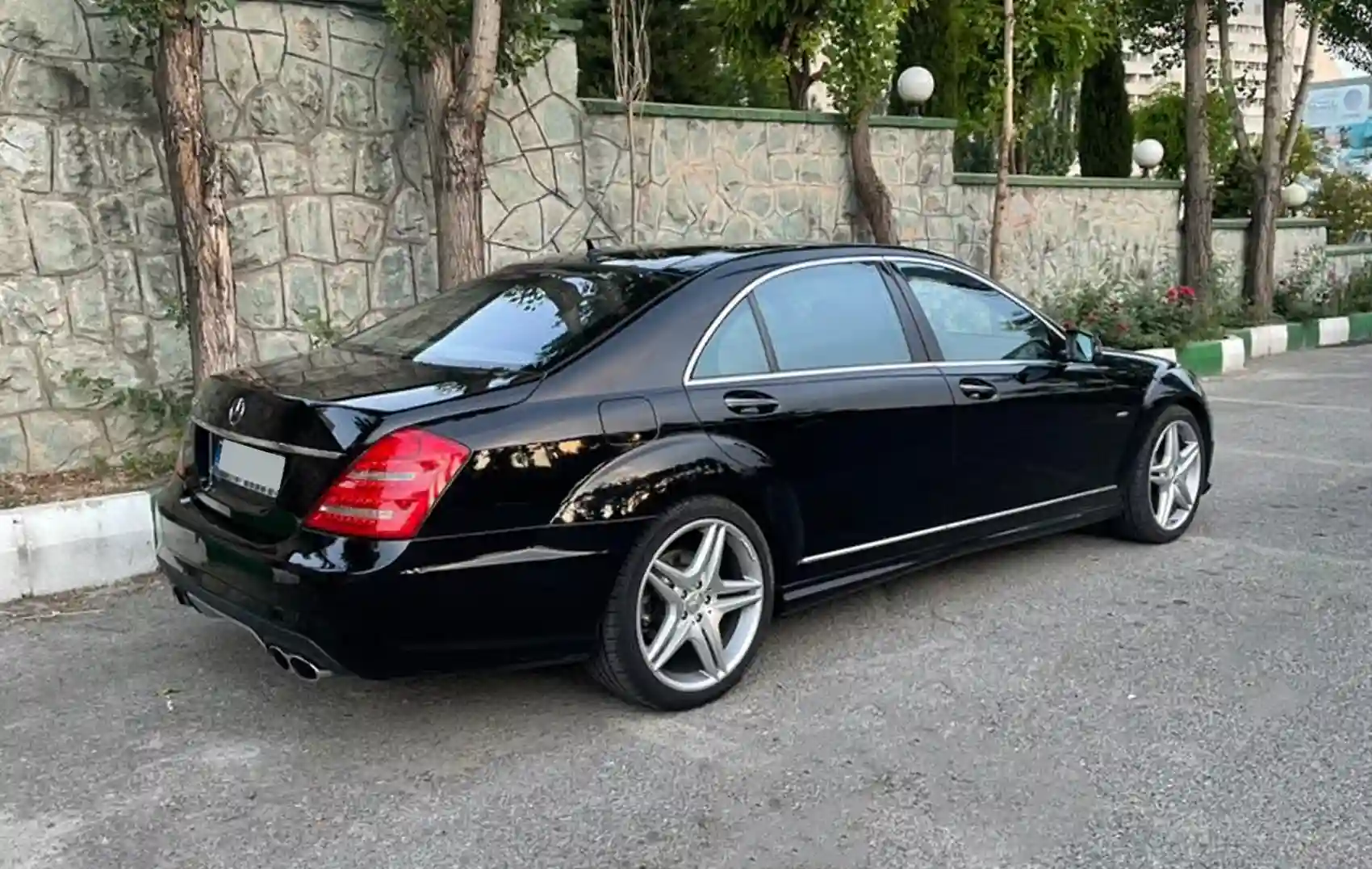 Benz S500 rental in Tehran | Renting a Mercedes-Benz S class ...