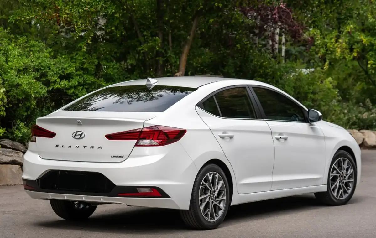 Hyundai Elantra SEL rental in Tehran, Iran ...