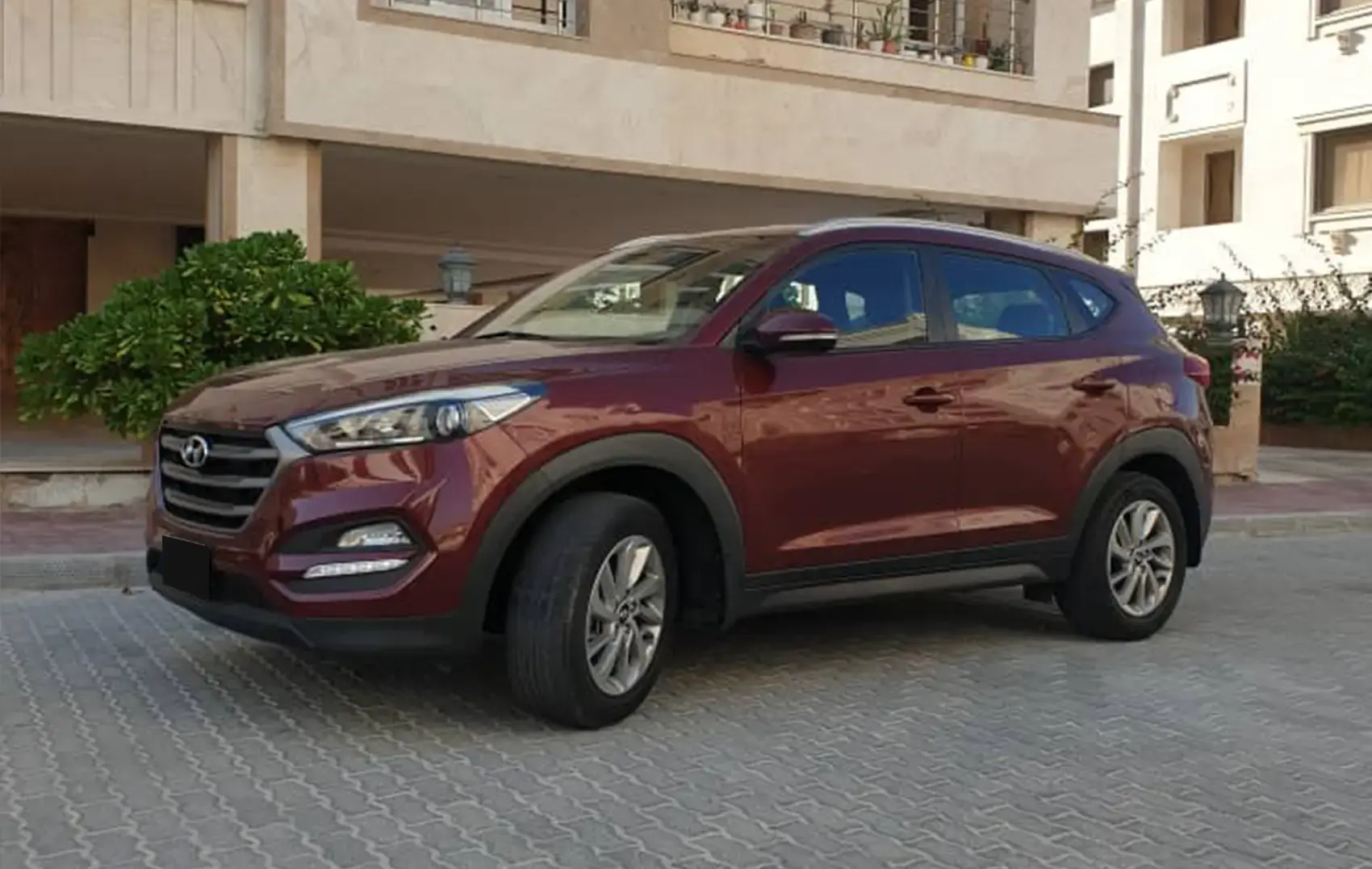 Location de Hyundai Tucson à Kish | Prix de location de Tucson à Kish ...