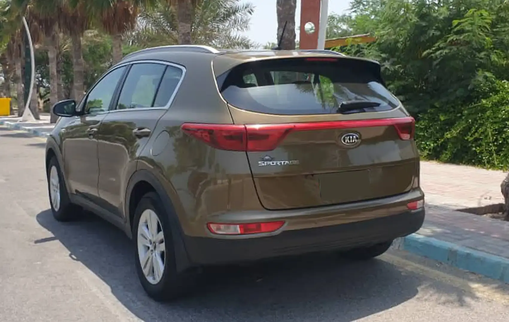 Rent a 2018 Sportage in Kish | Price for Renting a Sportage ...