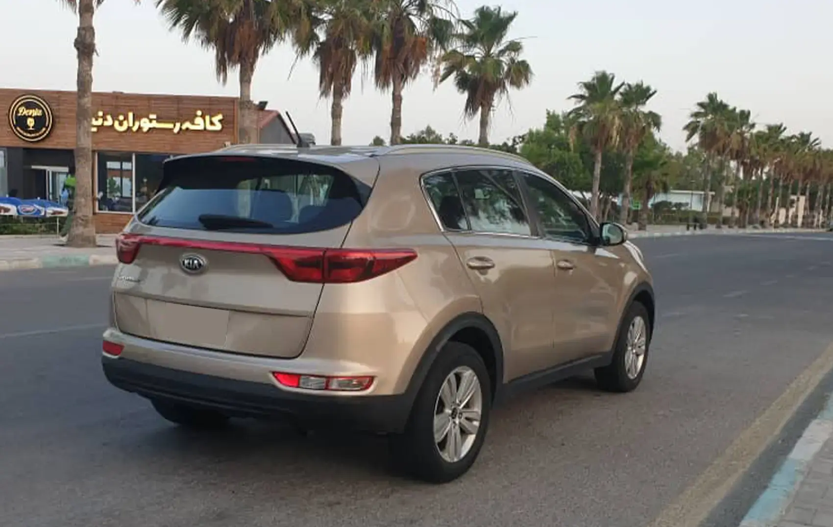 Rent a 2018 Sportage in Kish | Price for Renting a Sportage ...