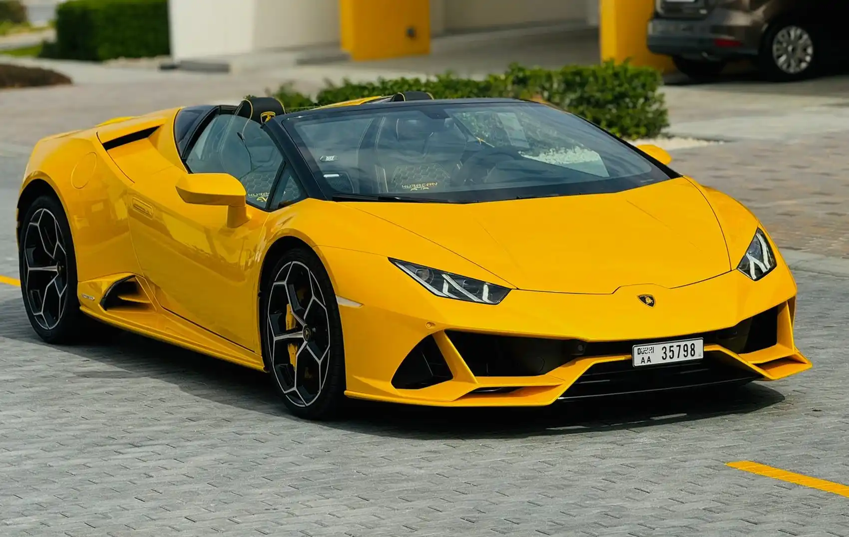 Lamborghini Huracan rental Dubai- UAE from 3190 AED/Daily ...