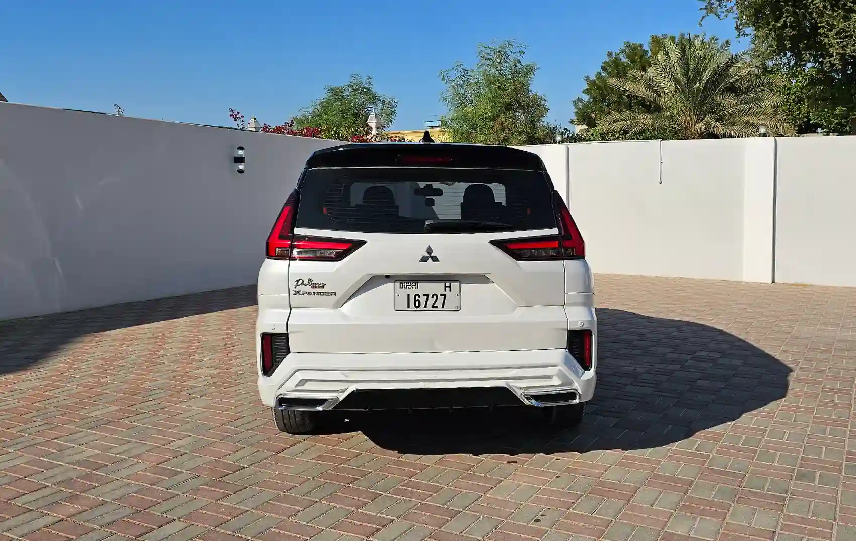 Louez une Mitsubishi Xpander à Dubaï | Remise spéciale ...