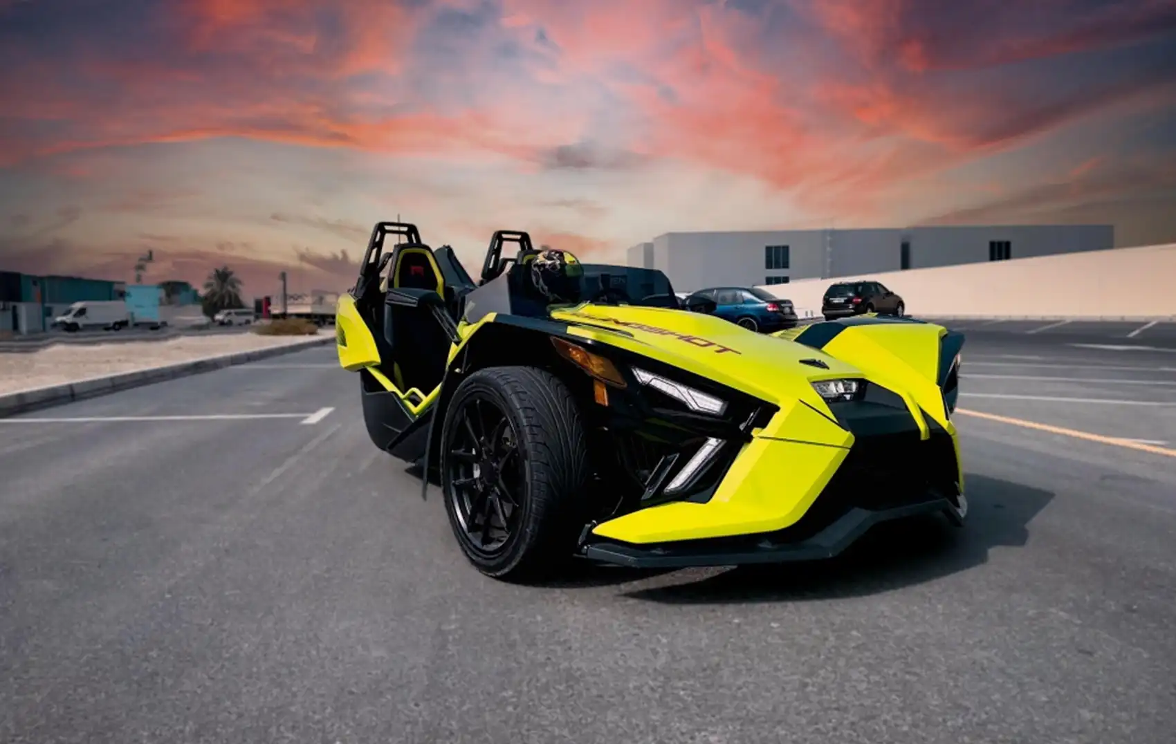 Slingshot rental Dubai | Polaris slingshot rental in Dubai ...