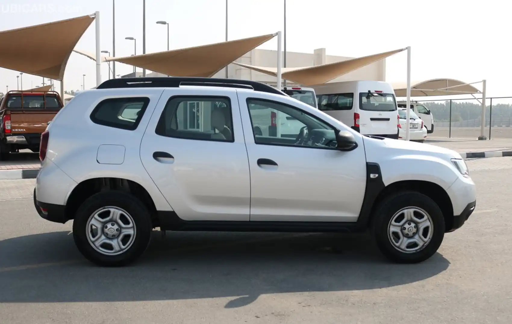 Rent a Renault Duster in Oman from 21 OMR/ Daily ...