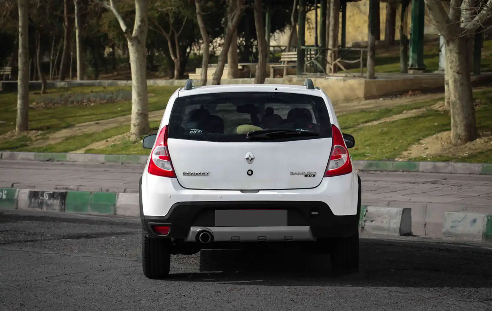 Renault Sandero Stepway Rental in Tehran | Rent a Sandero ...