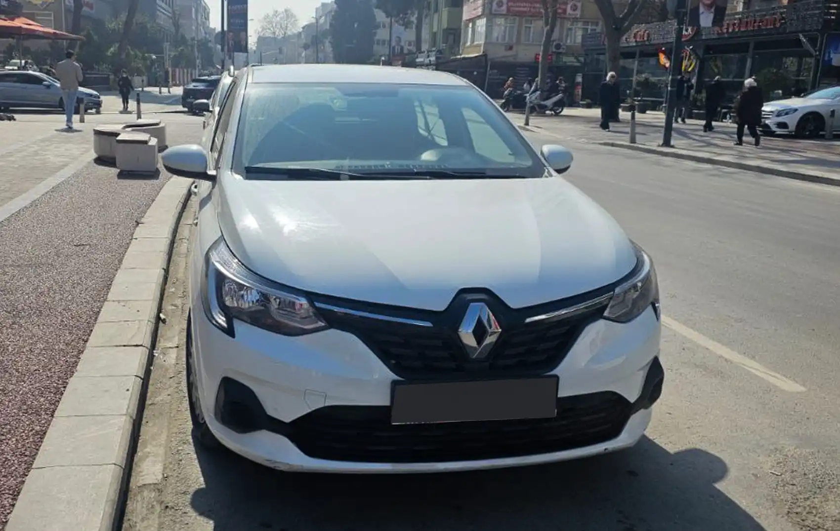 Renault Taliant rental in Turkey with easy conditions ...