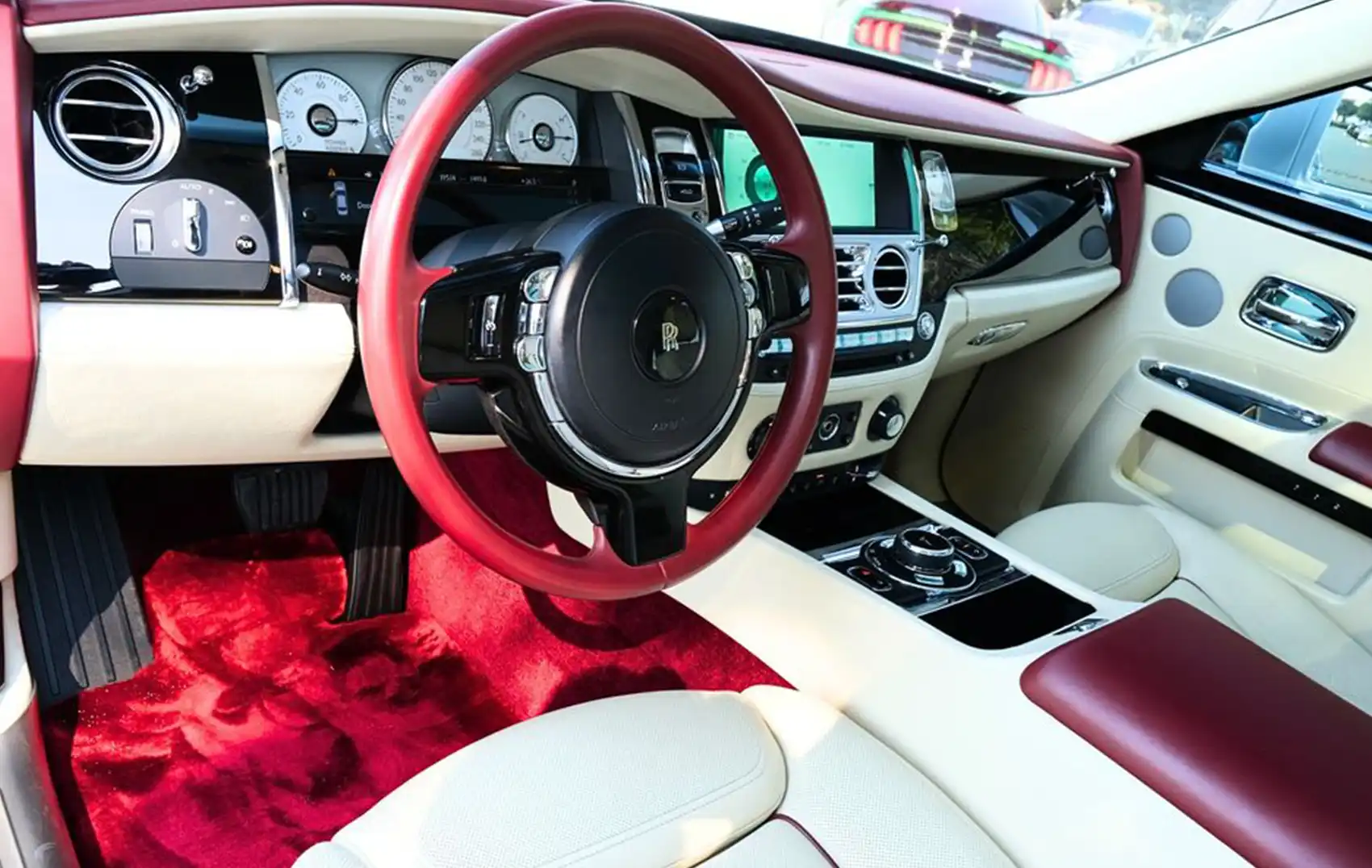 Rent Rolls Royce Ghost Dubai, Rolls Royce Dubai Rental ...