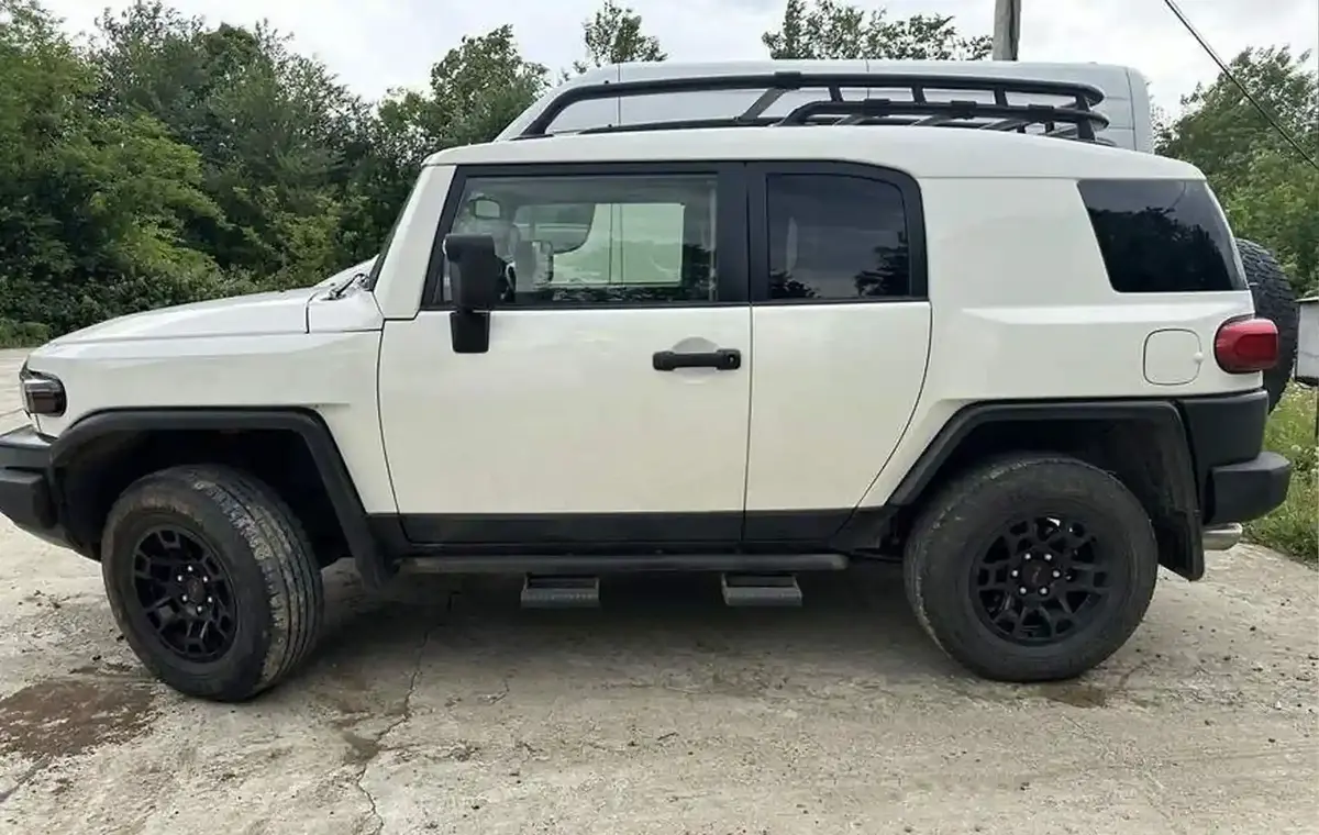 Rent a Toyota FJ Cruiser in Georgia | FJ Cruiser Rental in Georgia ...