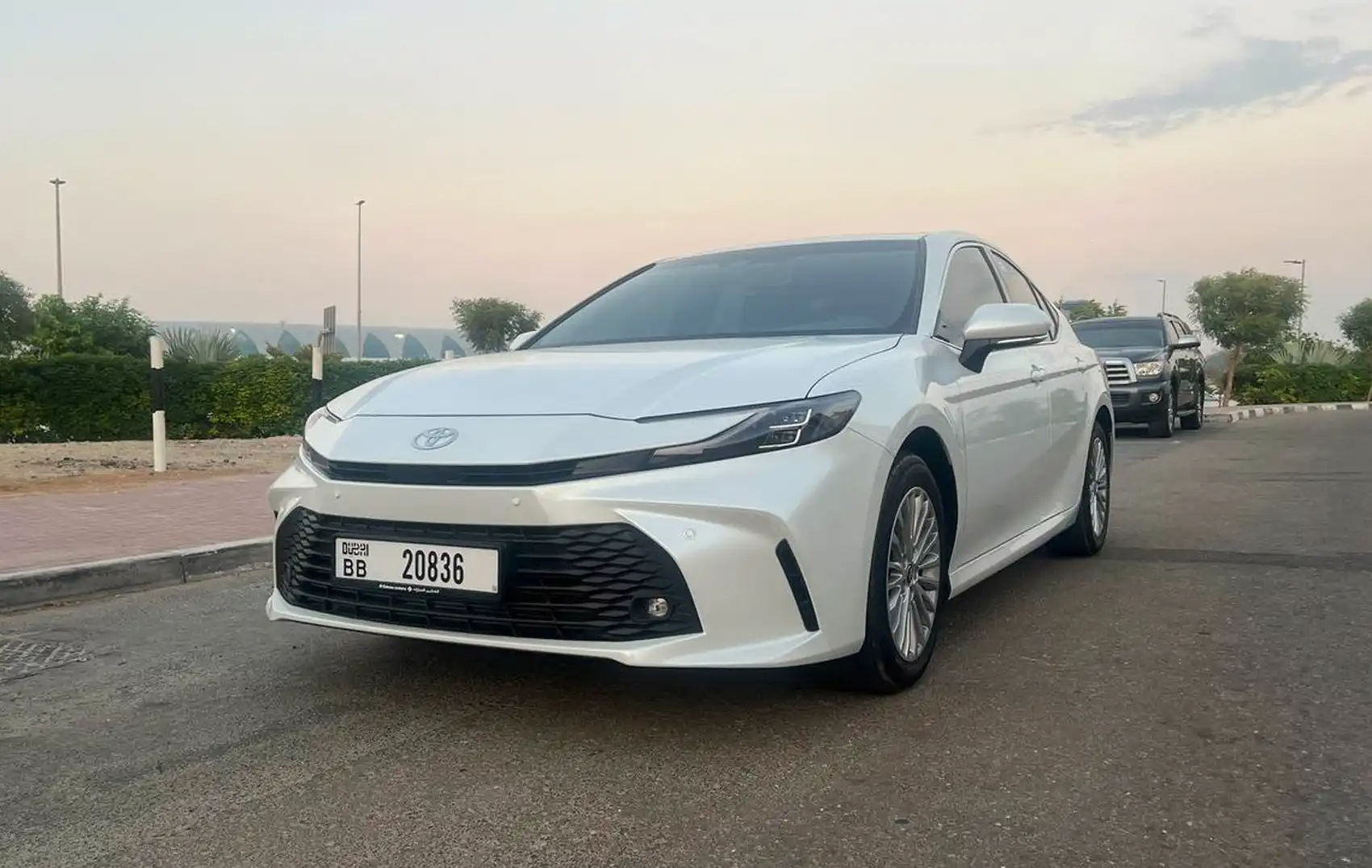 Toyota Camry LE Vermietung in Dubai | Einfache Online-Reservierung ...