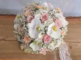 دسته گل عروس ژانیتا
