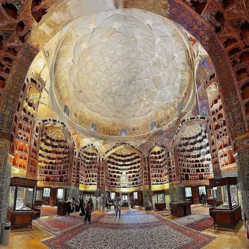 architecture of sheikh safi tomb