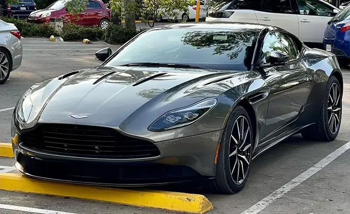 Aston Martin DB11 Rental in Dubai