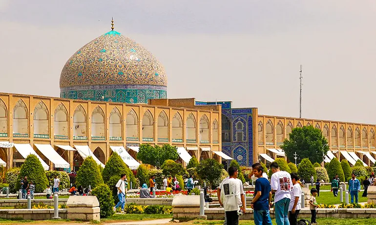 Sheikh Lotfollah Mosque in Isfahan