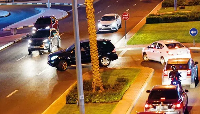 Right of way to drive in Dubai